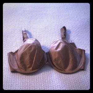 Chantelle nude underwire bra 34 DD